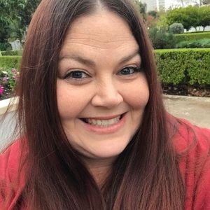 Meet your Posher, Carrie